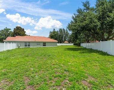 11355 Arborside Bend Way - Photo Thumbnail 16