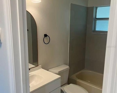 8516 Inwood Drive - Photo Thumbnail 8