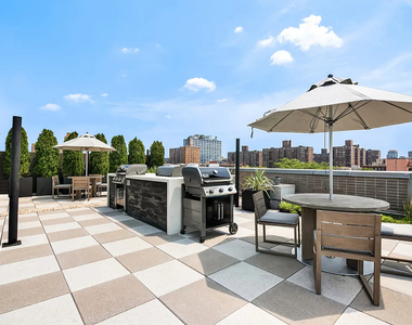 171 West 131st Street - Photo Thumbnail 6