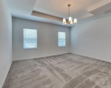 3115 Country Side Drive - Photo Thumbnail 8
