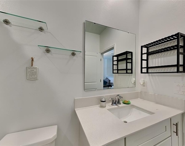 3115 Country Side Drive - Photo Thumbnail 17