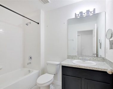 2905 Sunstone Drive - Photo Thumbnail 14