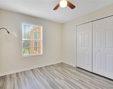 2905 Sunstone Drive - Photo Thumbnail 10