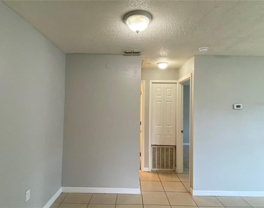118 Eaton Street - Photo Thumbnail 8