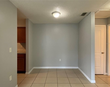 118 Eaton Street - Photo Thumbnail 6