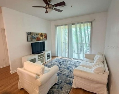 6214 Stevenson Drive - Photo Thumbnail 5