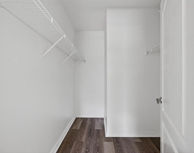 265 Meadowbrook Boulevard - Photo Thumbnail 19