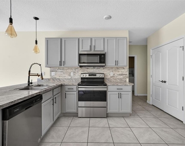 265 Meadowbrook Boulevard - Photo Thumbnail 8