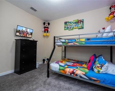 4908 Clock Tower Drive - Photo Thumbnail 18