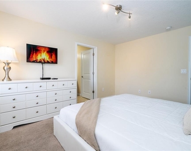 4908 Clock Tower Drive - Photo Thumbnail 40