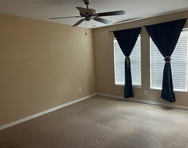 9731 Biscotti Avenue - Photo Thumbnail 5