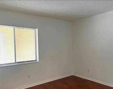 4358 S Lake Orlando Parkway - Photo Thumbnail 5