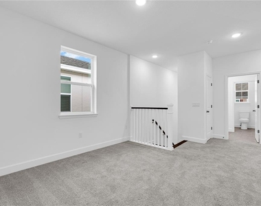 15179 Blue Peacock Lane - Photo Thumbnail 40
