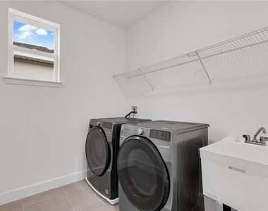 15179 Blue Peacock Lane - Photo Thumbnail 35