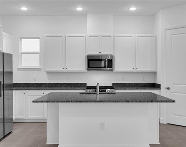 15179 Blue Peacock Lane - Photo Thumbnail 18