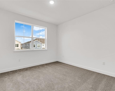 15179 Blue Peacock Lane - Photo Thumbnail 41