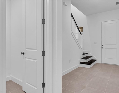 15179 Blue Peacock Lane - Photo Thumbnail 32