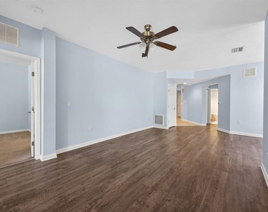 8352 Quimby Circle - Photo Thumbnail 4