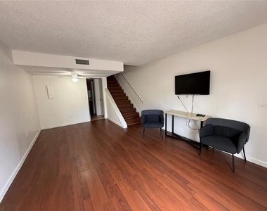 4113 S Semoran Boulevard - Photo Thumbnail 11