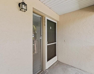 841 Waterside Drive - Photo Thumbnail 7