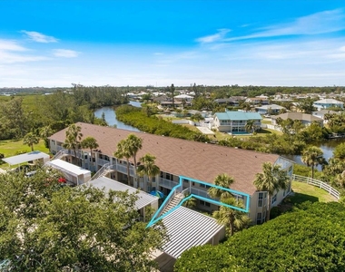 841 Waterside Drive - Photo Thumbnail 3