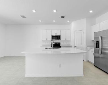 15148 Cuzcorro Court - Photo Thumbnail 7