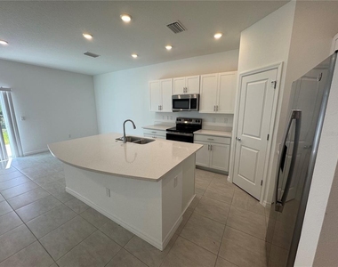15148 Cuzcorro Court - Photo Thumbnail 6