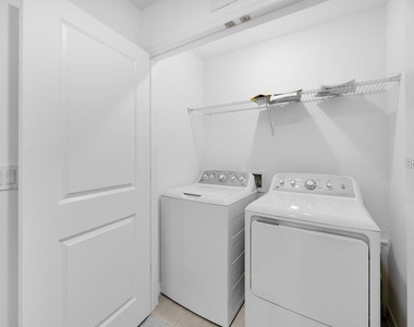 15148 Cuzcorro Court - Photo Thumbnail 29