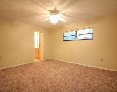 2014 Charnes Drive - Photo Thumbnail 10