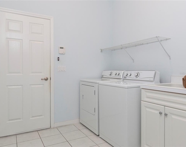 1486 Sw 87th Street - Photo Thumbnail 10