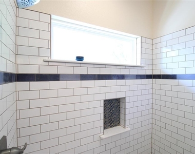238 Ne 9th Street - Photo Thumbnail 19