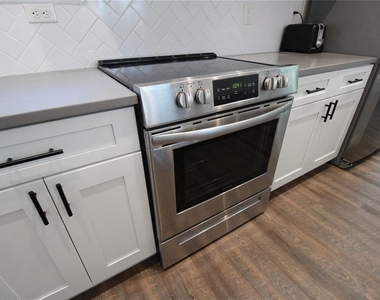 238 Ne 9th Street - Photo Thumbnail 10