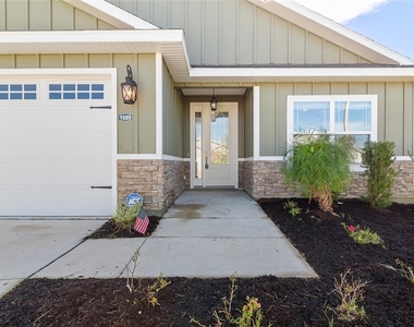 1689 Sw 71st Circle - Photo Thumbnail 3