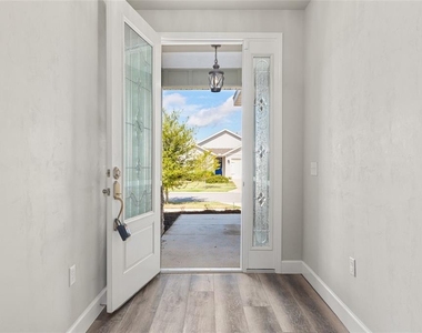 1689 Sw 71st Circle - Photo Thumbnail 6