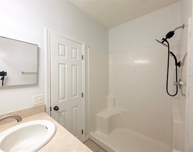 13200 W Newberry Road - Photo Thumbnail 19