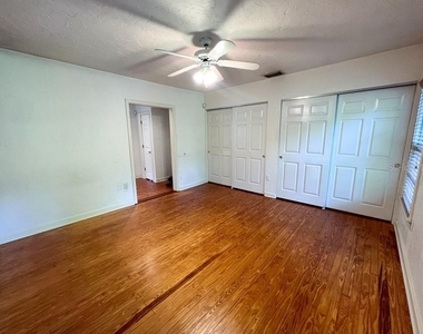 411 Nw 26th Street - Photo Thumbnail 22