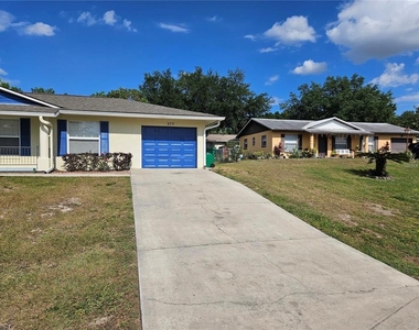 375 Willow Song Court - Photo Thumbnail 2