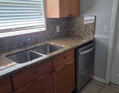 375 Willow Song Court - Photo Thumbnail 16