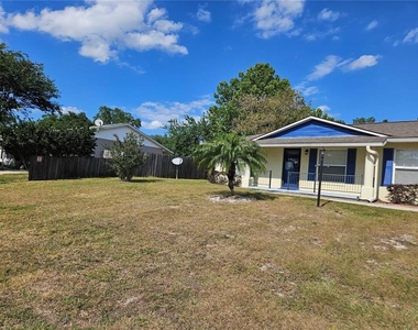 375 Willow Song Court - Photo Thumbnail 3