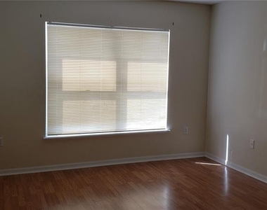 274 Curtis Avenue - Photo Thumbnail 11
