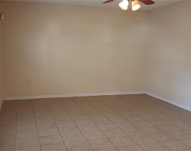 274 Curtis Avenue - Photo Thumbnail 6