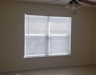 274 Curtis Avenue - Photo Thumbnail 8