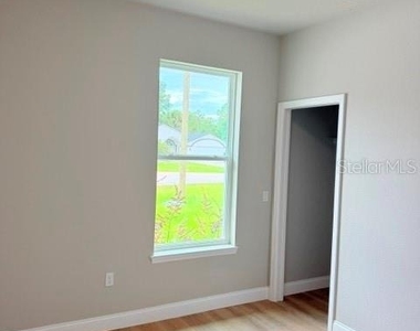 16 Slumberland Path - Photo Thumbnail 9