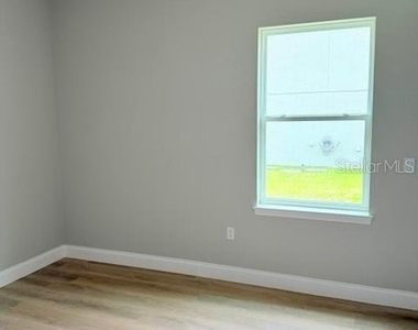 16 Slumberland Path - Photo Thumbnail 34