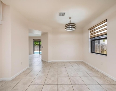 25006 Sw 118th Avenue - Photo Thumbnail 9