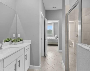 8462 Water Lily Court - Photo Thumbnail 13