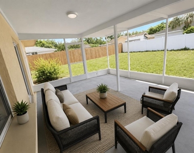 6805 22nd Avenue W - Photo Thumbnail 6