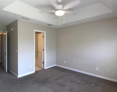 8828 White Sage Loop - Photo Thumbnail 10