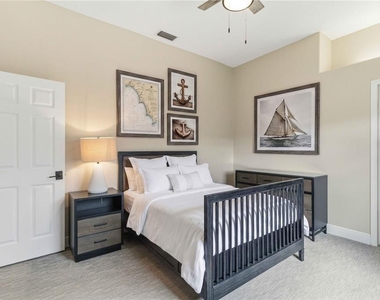 10622 Cheval Place - Photo Thumbnail 11