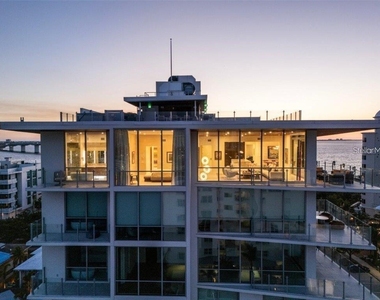 111 Golden Gate Point - Photo Thumbnail 18